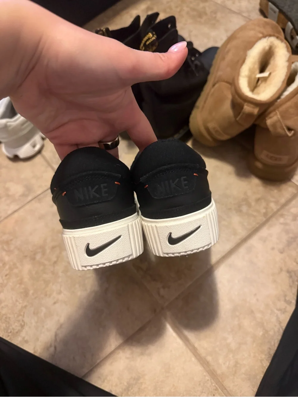 BRAND NEW - Nike Court Legacy Sneakers